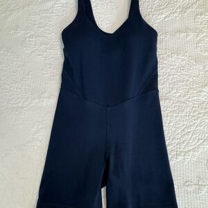 NAVY Sleeveless Jumpsuit #lululemon #lulu #jumpsuit